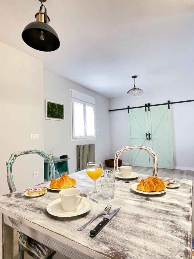 Apartamentos La Somera Alhama de Aragón Екстериор снимка
